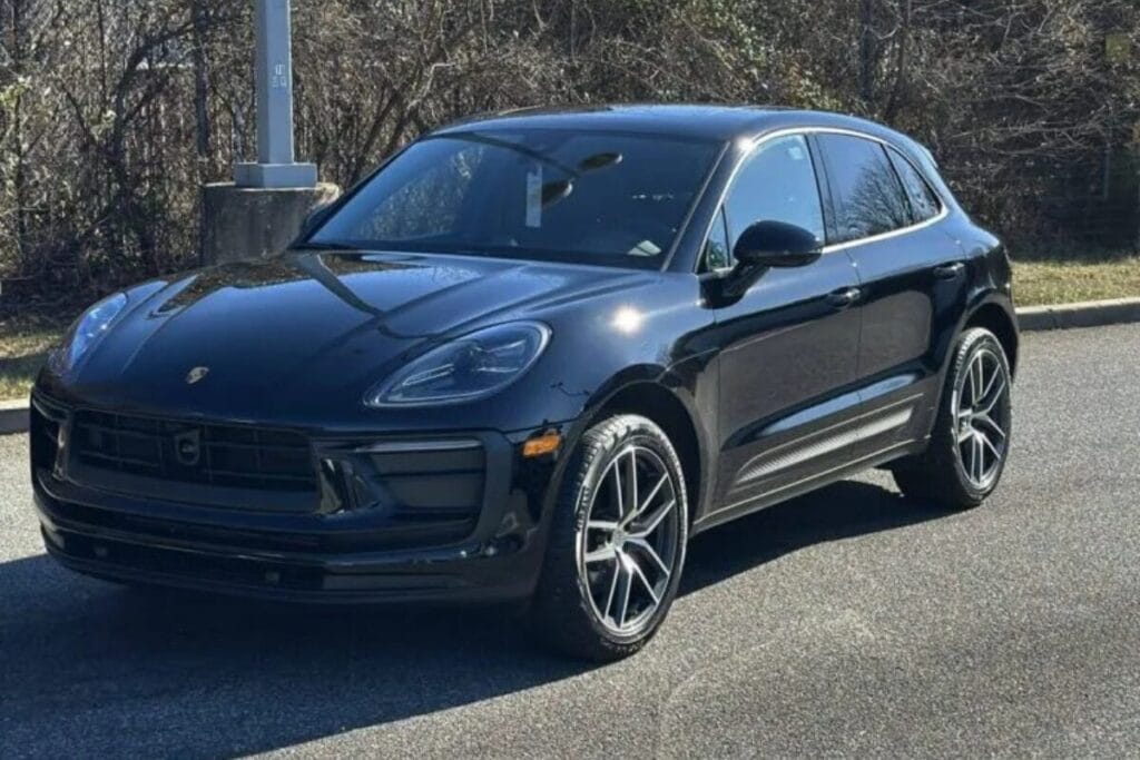 mobile car detailing service